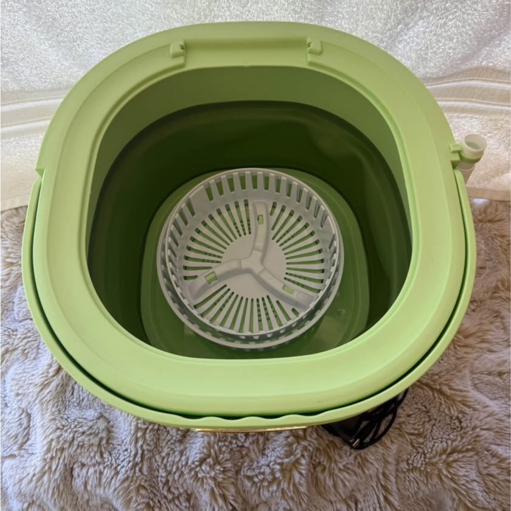 🫧SOLD!!Portable Mini Washing Machine in Green 15L🪣 - Picture 6 of 9